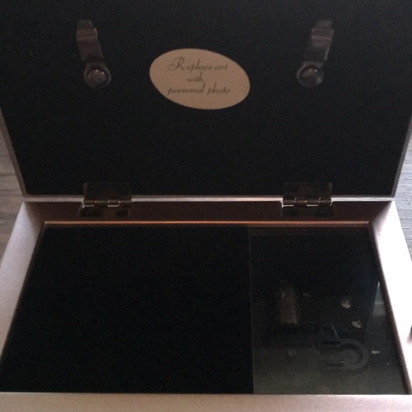 NEW Jewelry / Music Box in a Champagne Pink - Picture 4 of 6